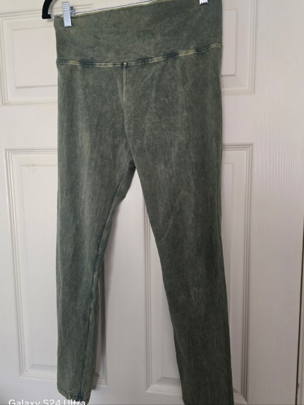 Women High Waisted Yoga Leggings  Size L Green Acid Wash Made in USA Athletic